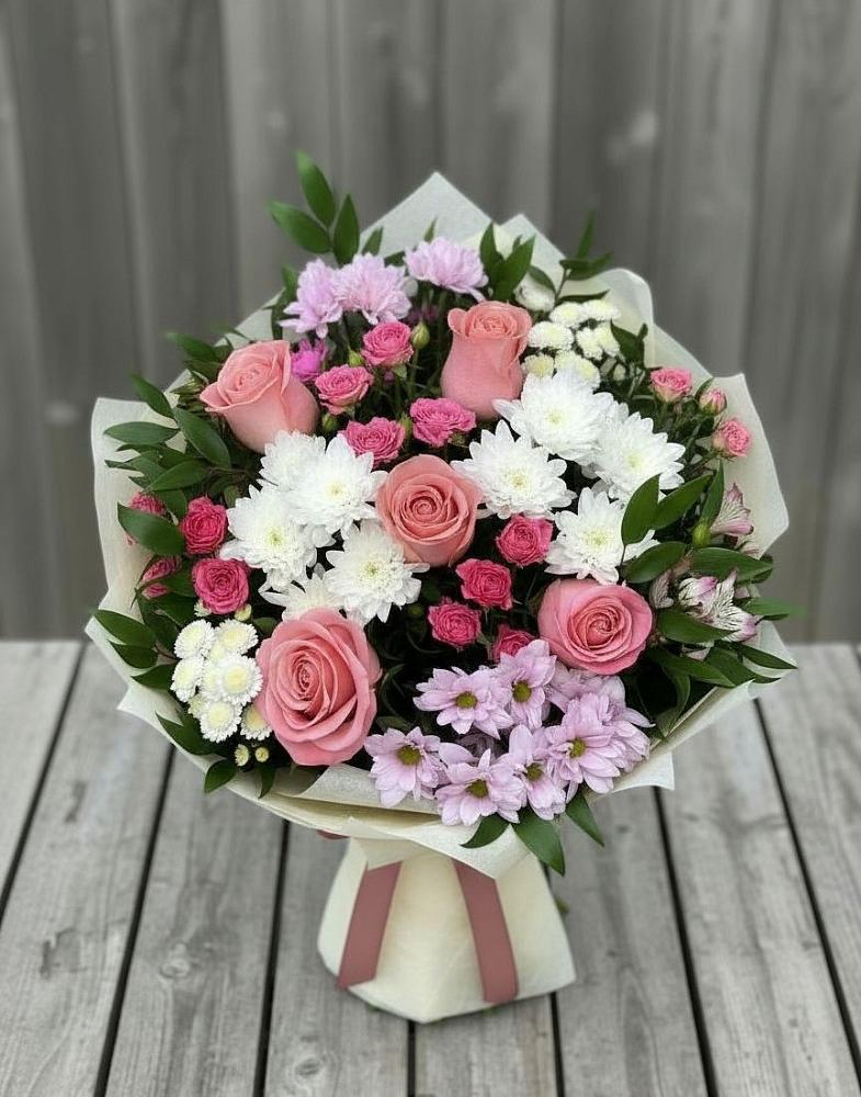 Букет цветов из: Альстромерии, Гвоздики, Розы и Хризантемы в Знаменке