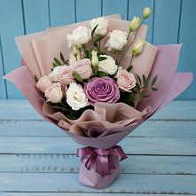 Букет цветов из:  Розы и Лизиантусы в Знаменке