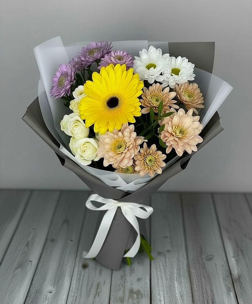 Букет цветов из: Розы, Герберы и Хризантемы в Знаменке