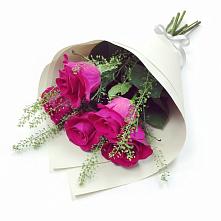 Букет цветов из:  Розы #REPLACE_PRED# Знаменке