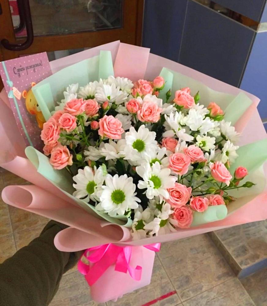 Букет цветов из: Розы и Хризантемы в Знаменке