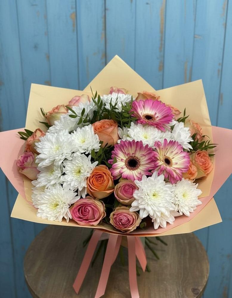 Букет цветов из: Розы, Герберы и Хризантемы в Знаменке
