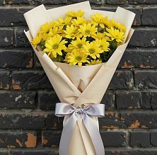Букет цветов из:  Хризантемы в Знаменке
