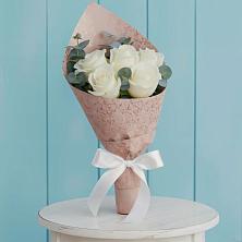 Букет цветов из:  Розы в Знаменке