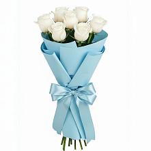 Букет 7 белых роз Проуд в Знаменке