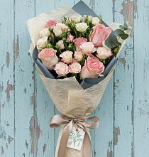 Букет цветов из:  Розы #REPLACE_PRED# Знаменке