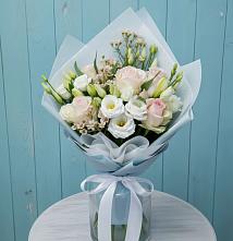 Букет цветов из:  Розы и Лизиантусы #REPLACE_PRED# Знаменке