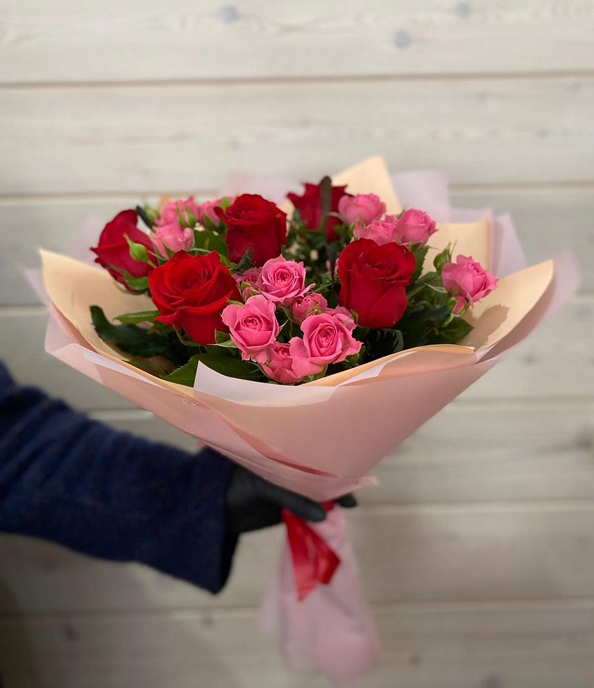 Букет цветов из: Розы в Знаменке