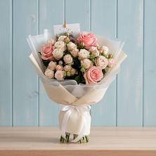 Букет цветов из:  Розы в Знаменке