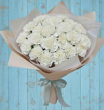 Букет цветов из:  Гвоздики в Знаменке