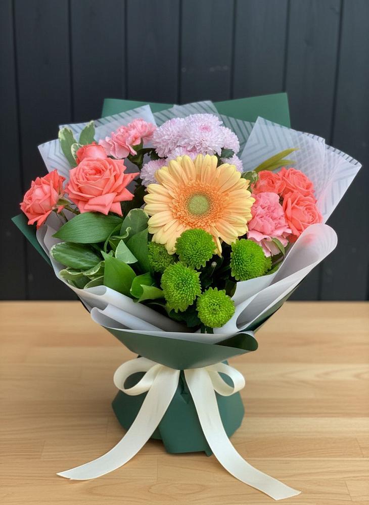 Букет цветов из: Гвоздики, Розы, Герберы и Хризантемы в Знаменке