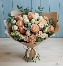Букет цветов из:  Альстромерии и Розы #REPLACE_PRED# Знаменке
