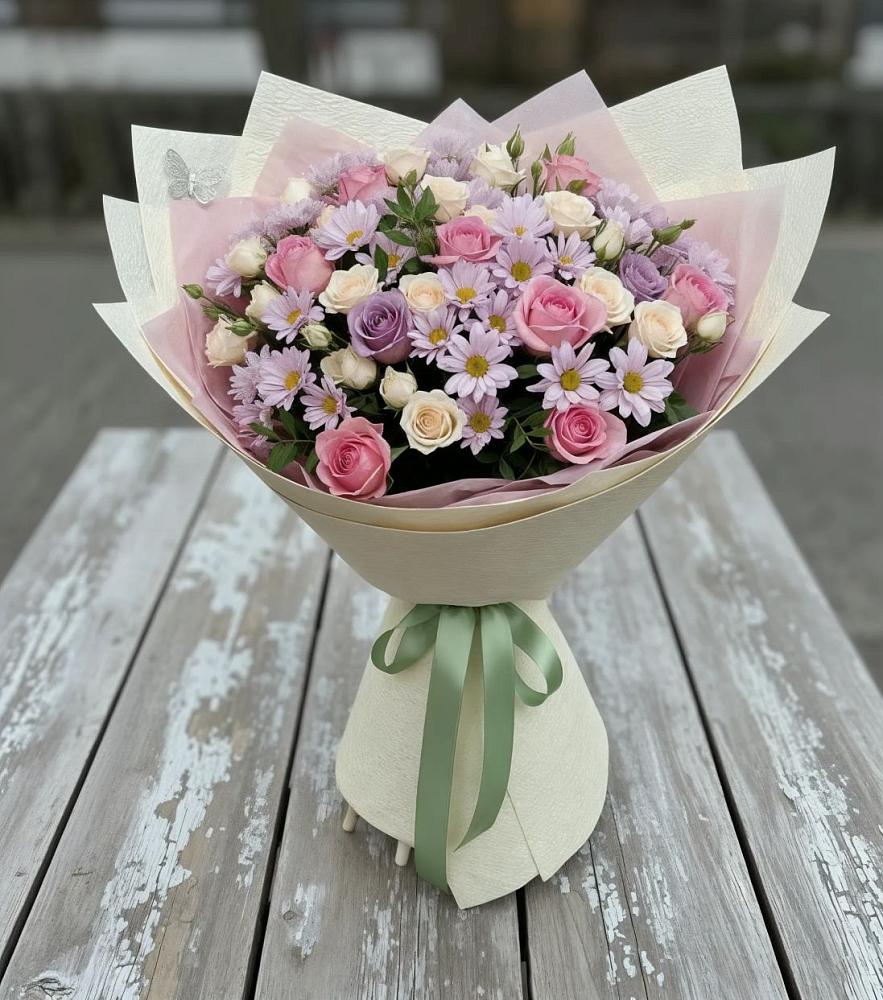 Букет цветов из: Розы и Хризантемы в Знаменке