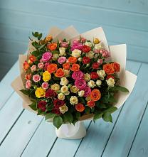 Букет Микс из разноцветных кустовых роз в Знаменке